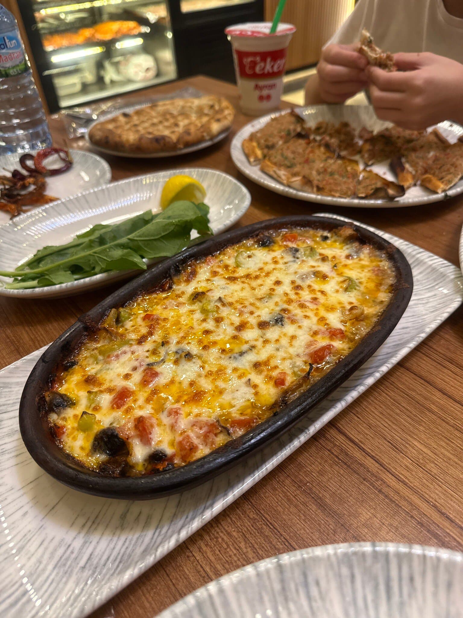 Pekgüzel Pide 4