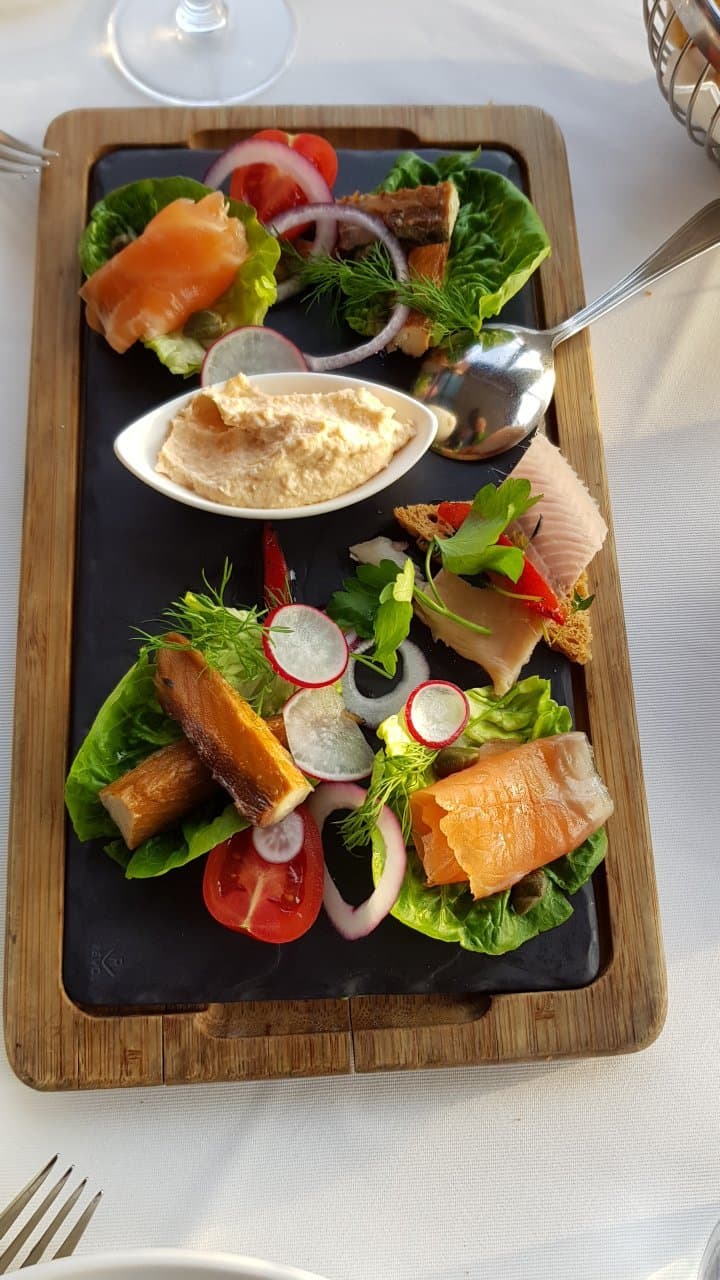 Lacivert Restaurant 3