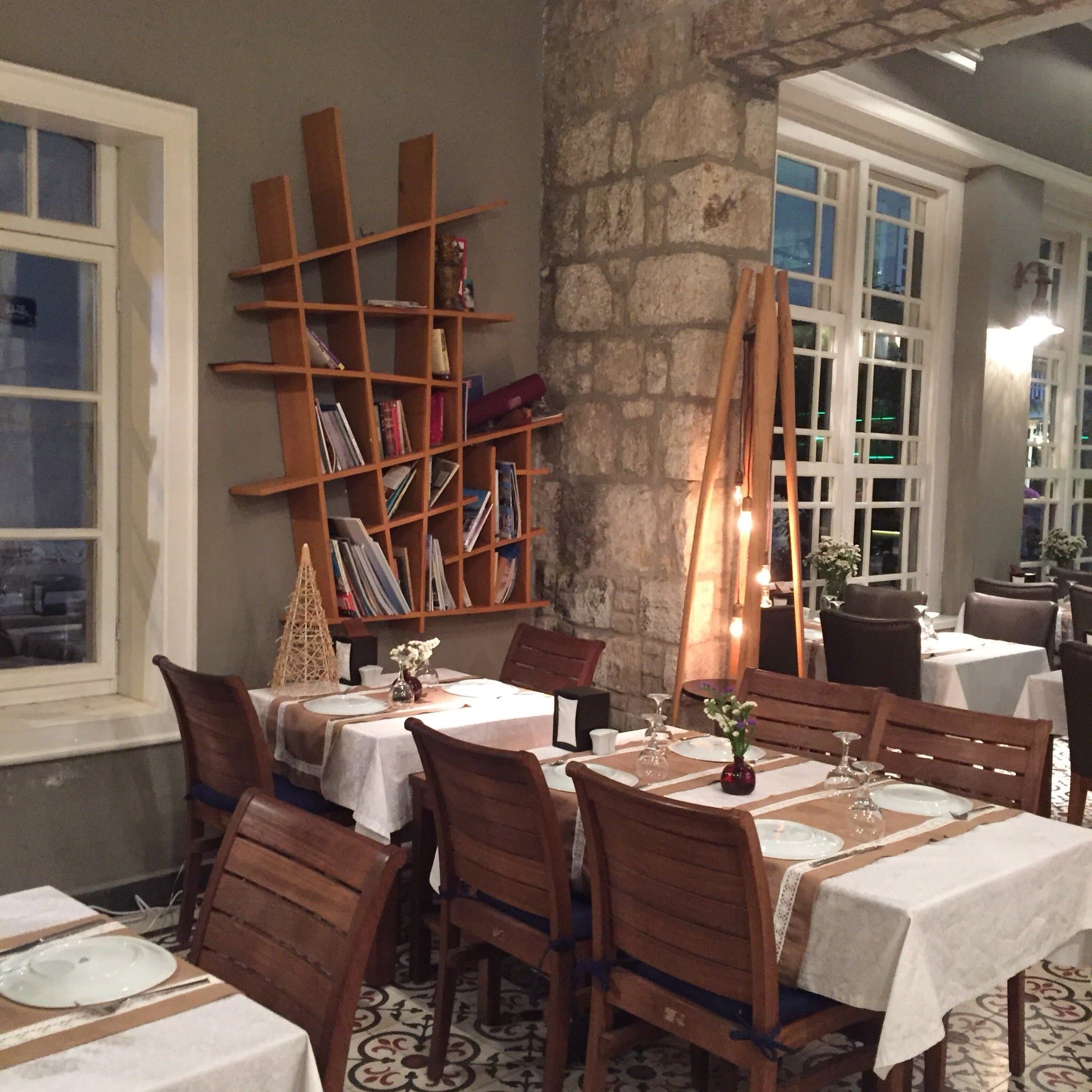 Urla Pier Restaurant 5