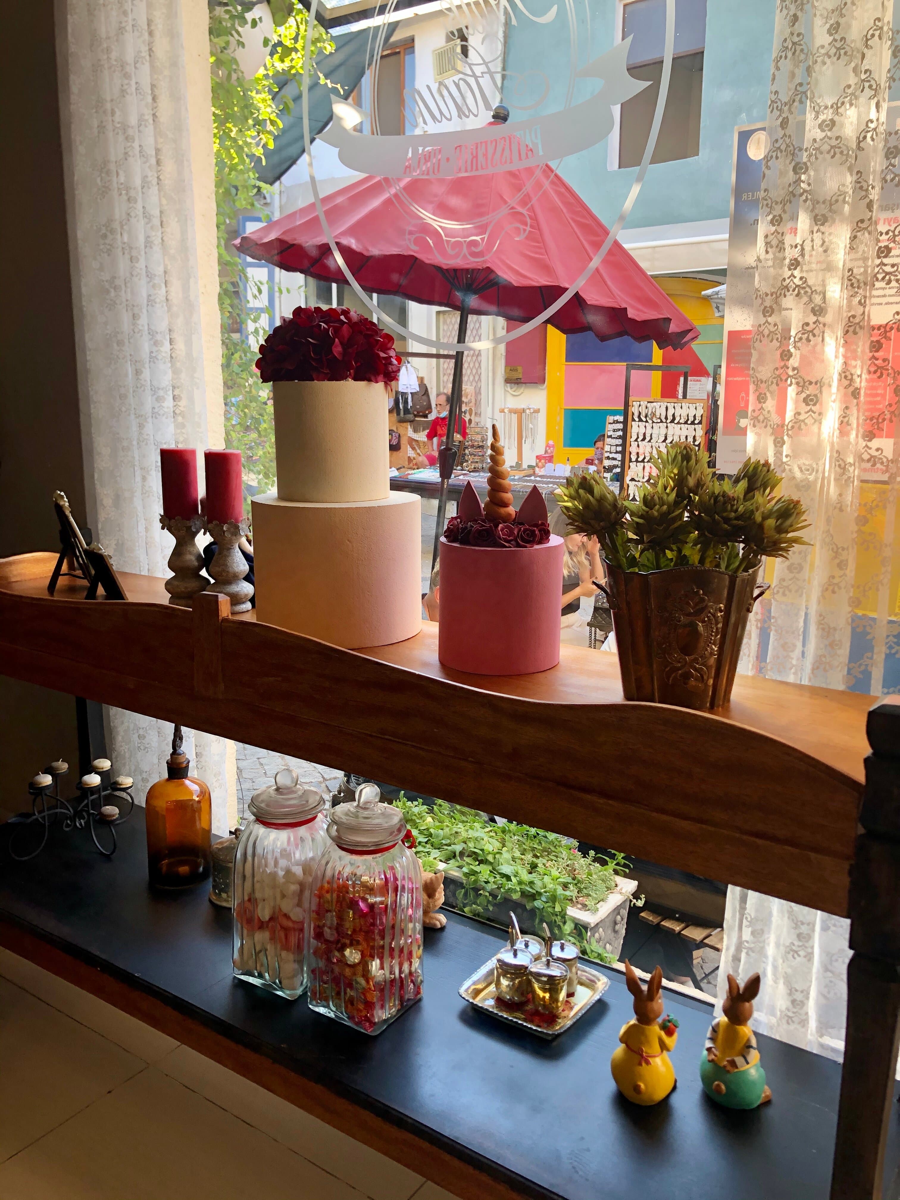 İrmik Hanım Patisserie 4